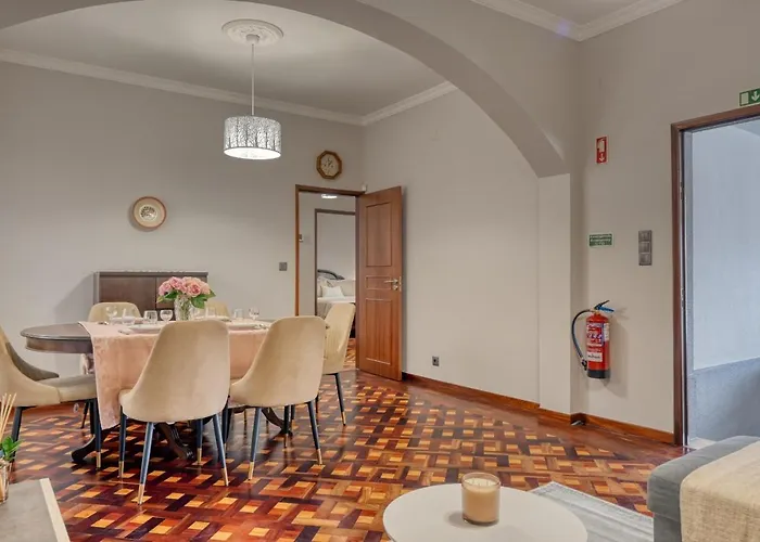 Rosa, A In Madeira * Funchal (Madeira)