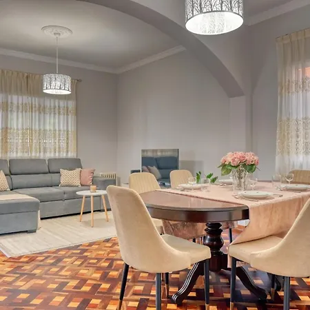 Semesterbostad Rosa, A In Madeira *