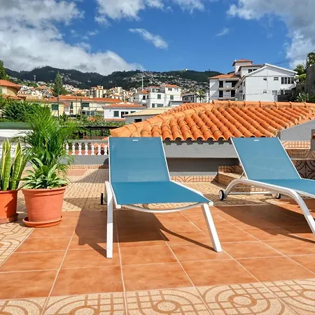 Semesterbostad Rosa, A In Madeira *