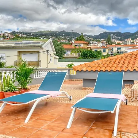 Semesterbostad Rosa, A In Madeira *