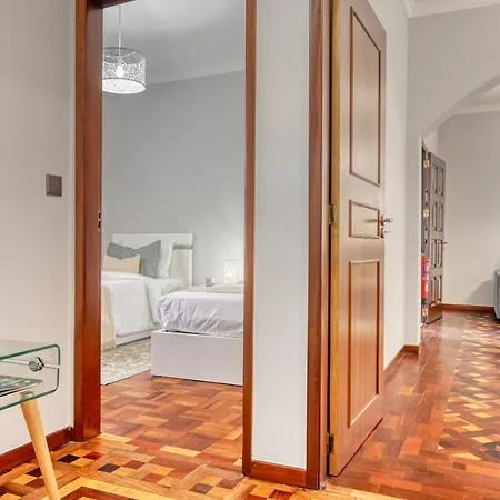 Rosa, A In Madeira Funchal (Madeira)