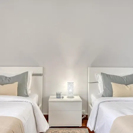 Rosa, A In Madeira Semesterbostad *