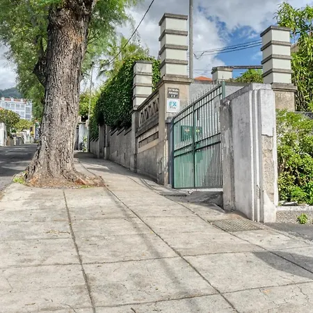 Ferienhaus Rosa, A In Madeira *