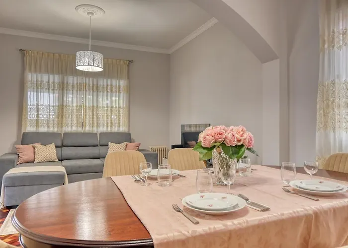 Rosa, A In Madeira *