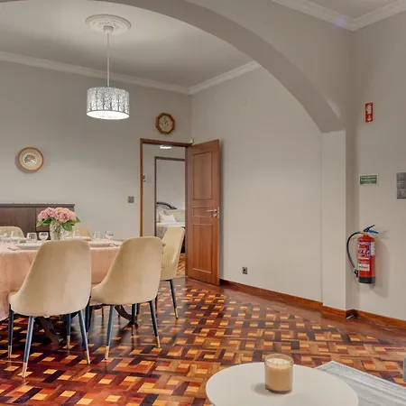 Rosa, A In Madeira * Funchal (Madeira)